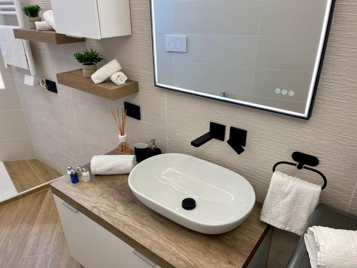 Luxury Downtown - Milan Mf Apartments Dış mekan fotoğraf