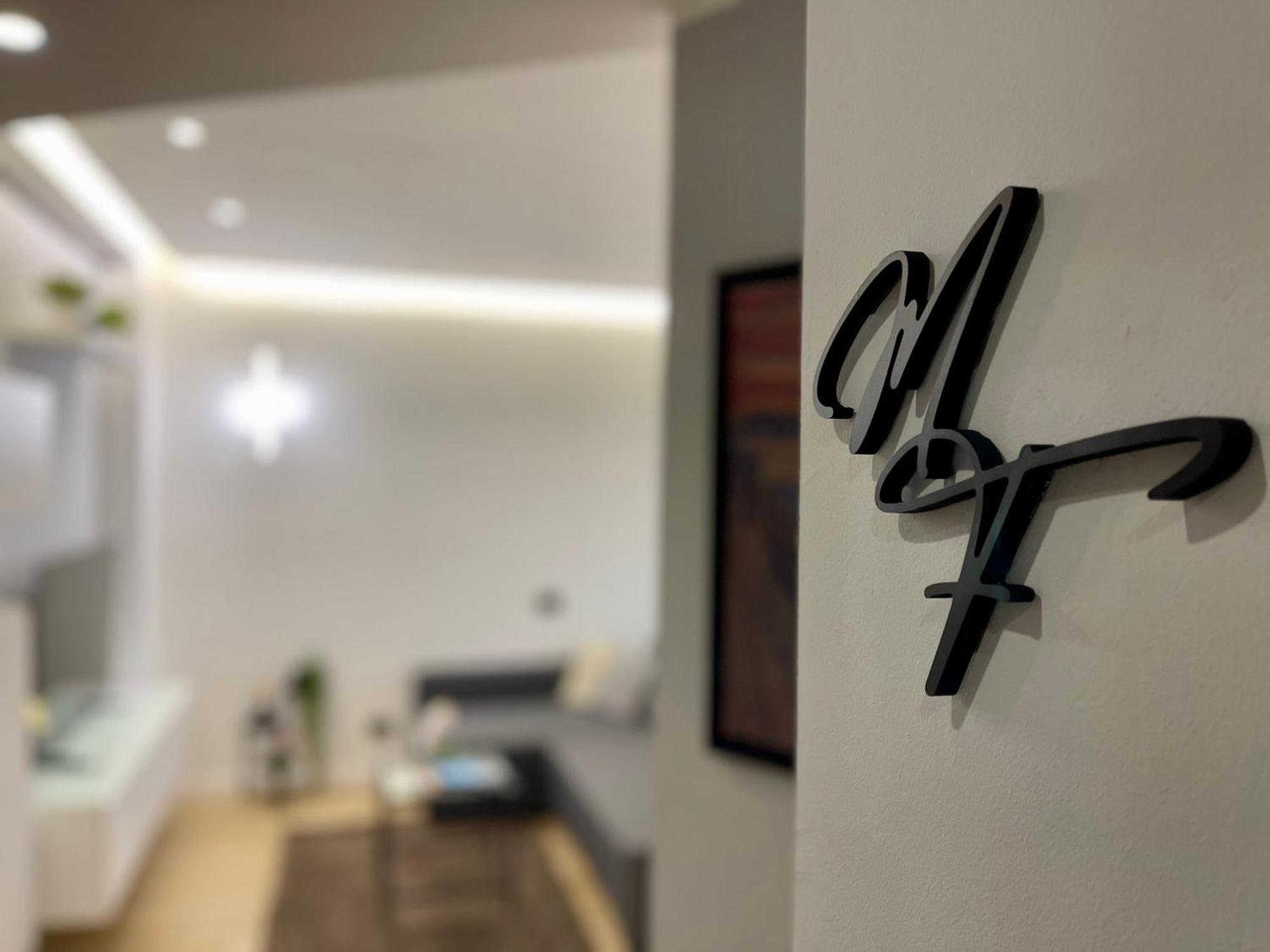 Luxury Downtown - Milan Mf Apartments Dış mekan fotoğraf